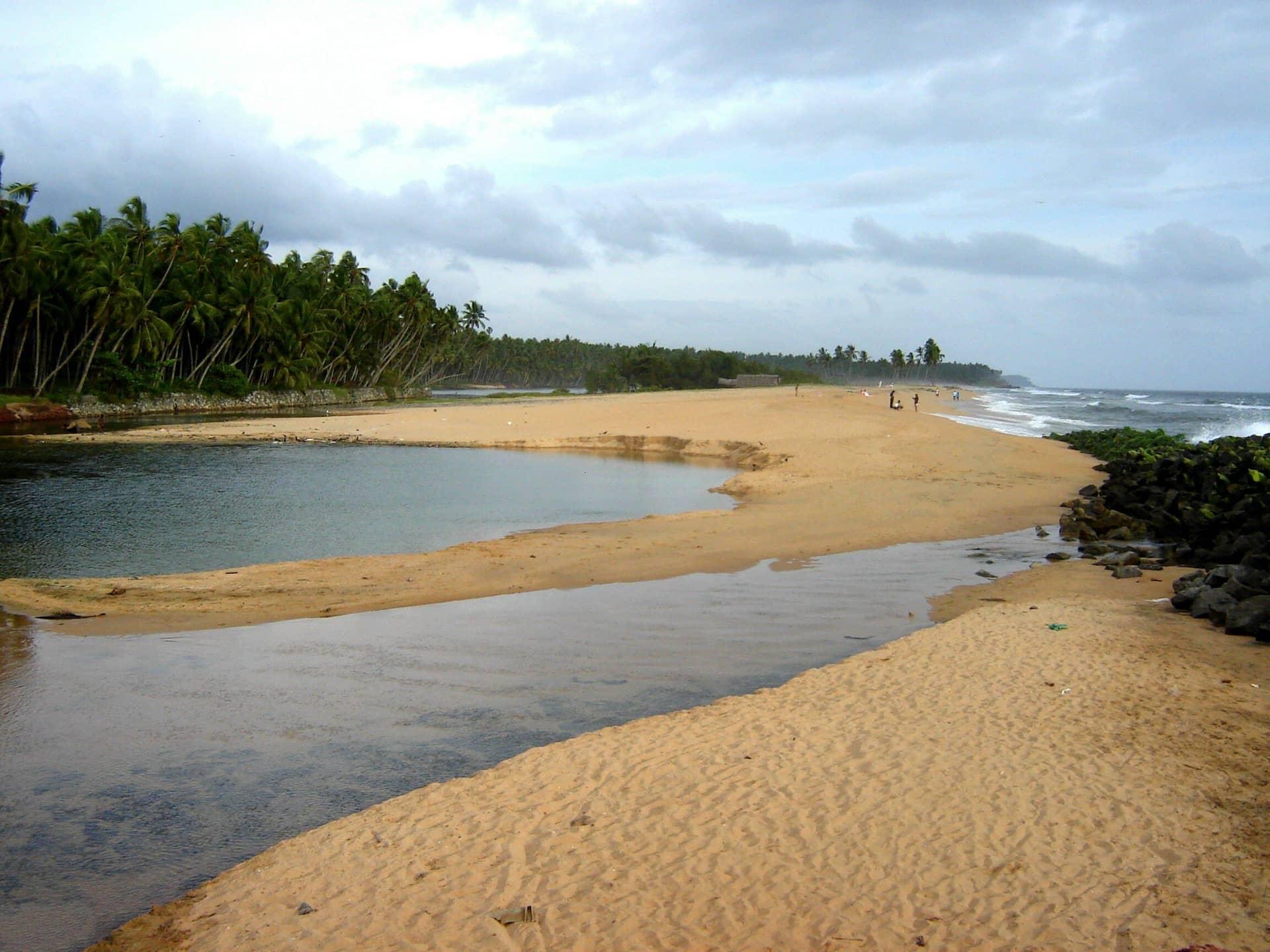 Kappil beach, where the backwater lake meets the Arabian Sea